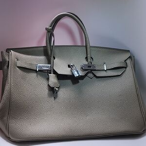 Chic Taupe Leather Women's Tote